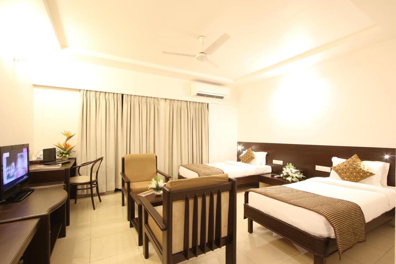 Prakruti Resort วาโดดารา ภายนอก รูปภาพ