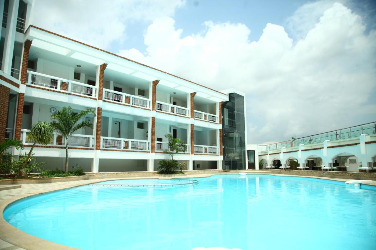 Prakruti Resort วาโดดารา ภายนอก รูปภาพ