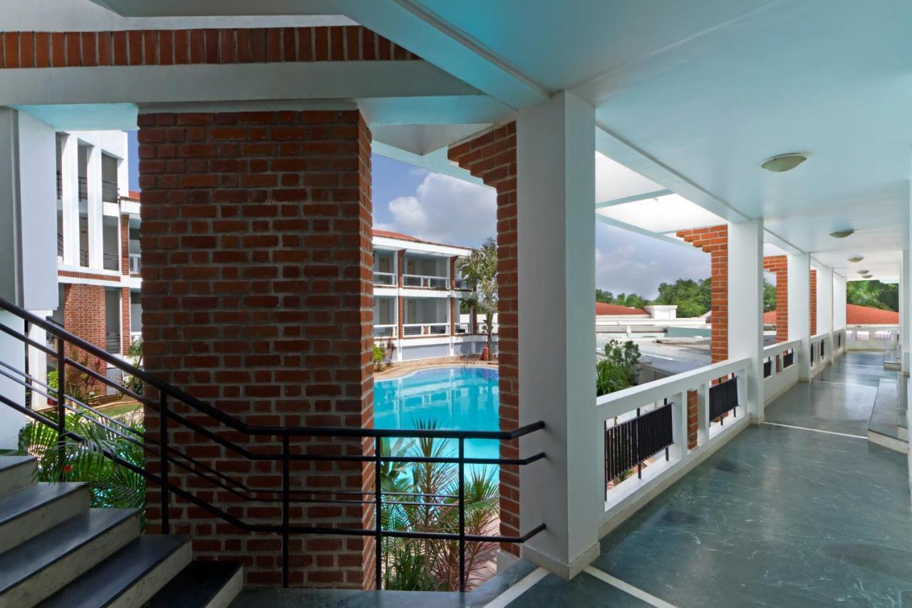 Prakruti Resort วาโดดารา ภายนอก รูปภาพ